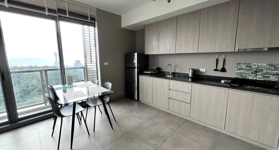For sale 2 bedrooms condo in Bang Lamung, Chonburi
