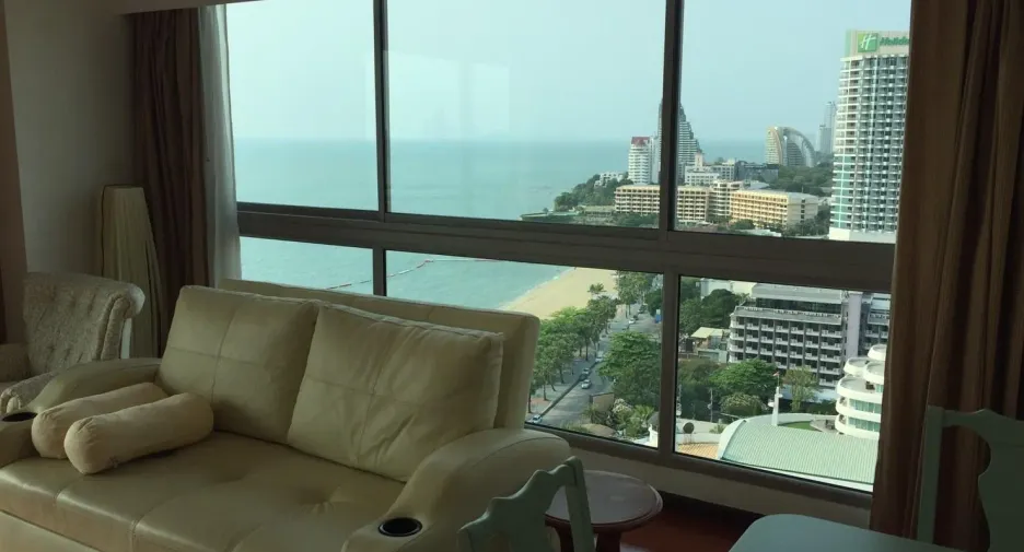 Wohnung zur Miete mit 2 Zimmer in Bang Lamung, Chonburi