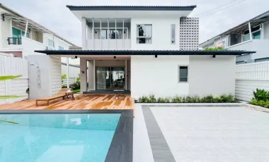 For sale そして for rent 4 ベッドルーム villa in Kathu, Phuket