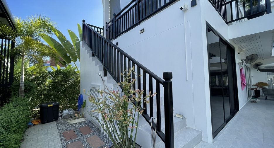 For sale 5 bedrooms house in Mueang Rayong, Rayong