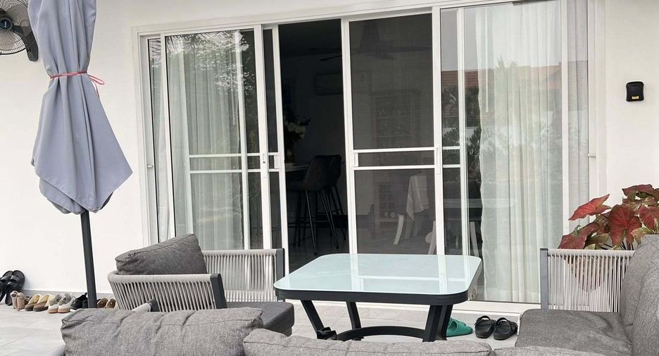 For sale 5 bedrooms house in Mueang Rayong, Rayong