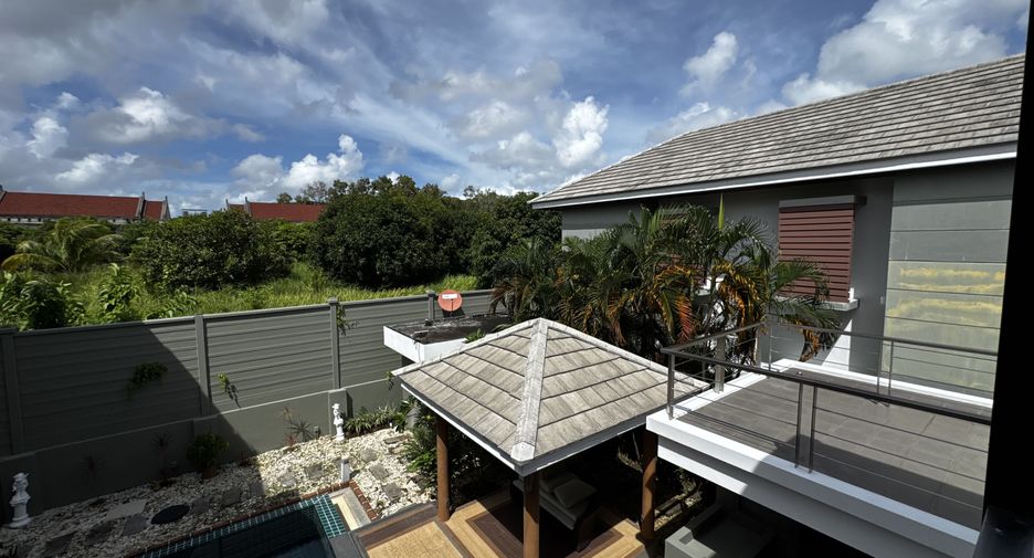 For sale 4 bedrooms villa in Mueang Phuket, Phuket