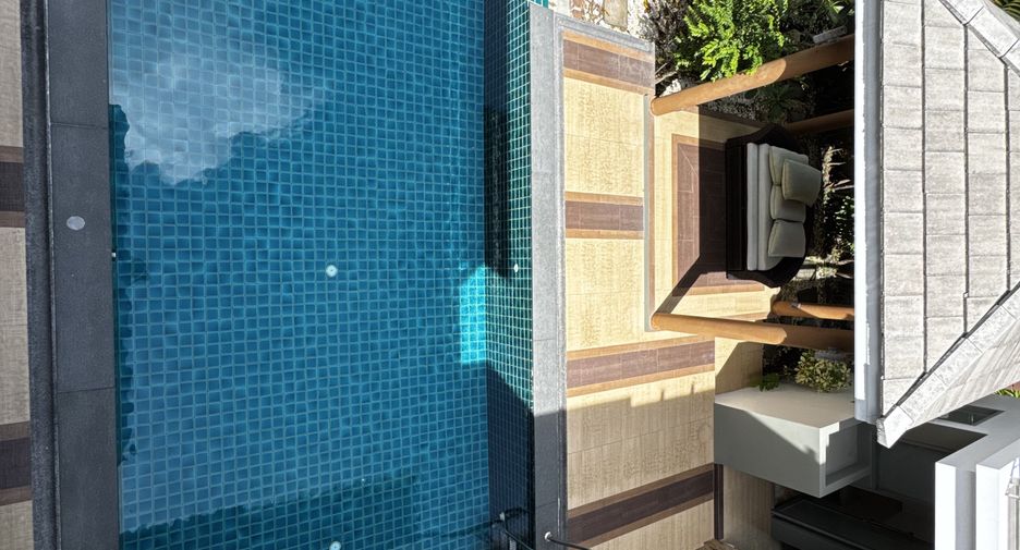 For sale 4 bedrooms villa in Mueang Phuket, Phuket
