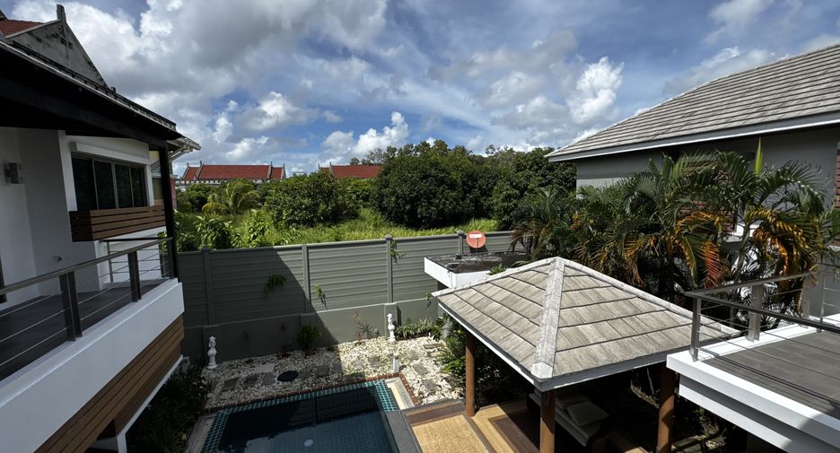 For sale 4 bedrooms villa in Mueang Phuket, Phuket