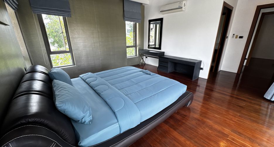 For sale 4 bedrooms villa in Mueang Phuket, Phuket