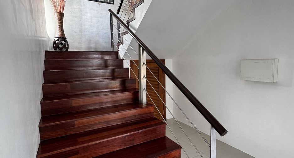For sale 4 bedrooms villa in Mueang Phuket, Phuket