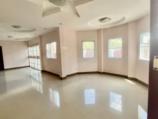 出售 4 卧室 独立屋 在 Mueang Udon Thani, Udon Thani
