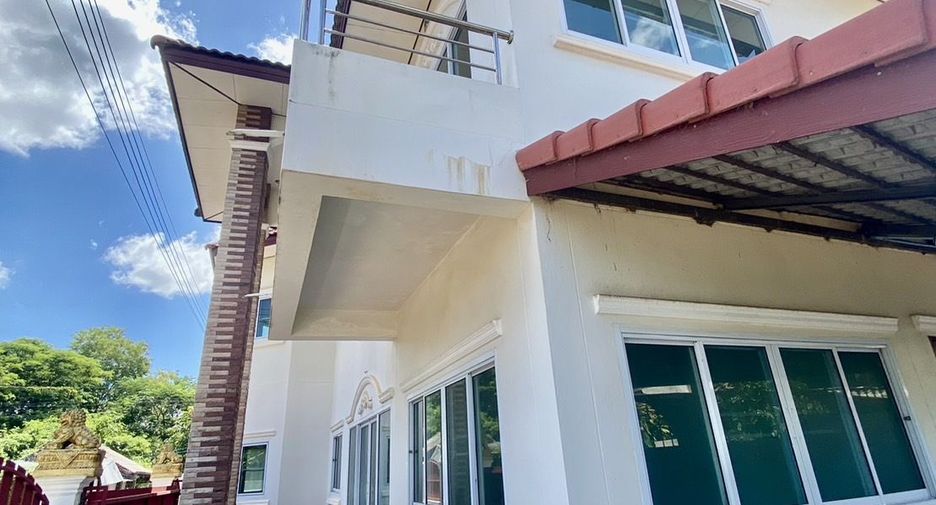 出售 4 卧室 独立屋 在 Mueang Udon Thani, Udon Thani
