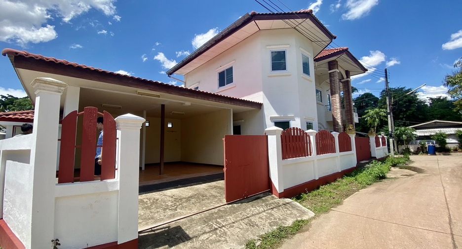 出售 4 卧室 独立屋 在 Mueang Udon Thani, Udon Thani