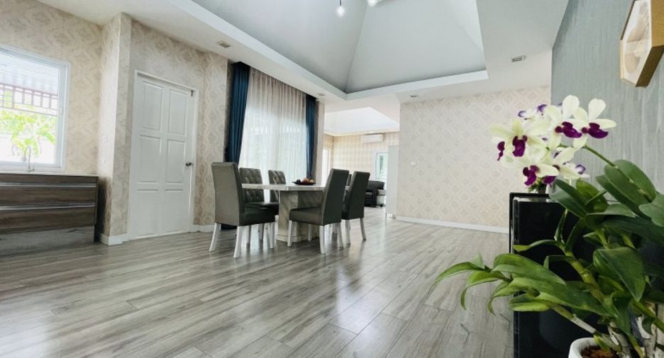Casa en venta de 3 habitaciones en Bang Lamung, Chonburi