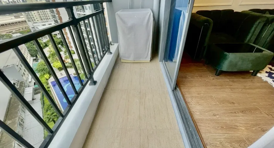 For sale and for rent 2 bedrooms condo in Huai Khwang, Bangkok