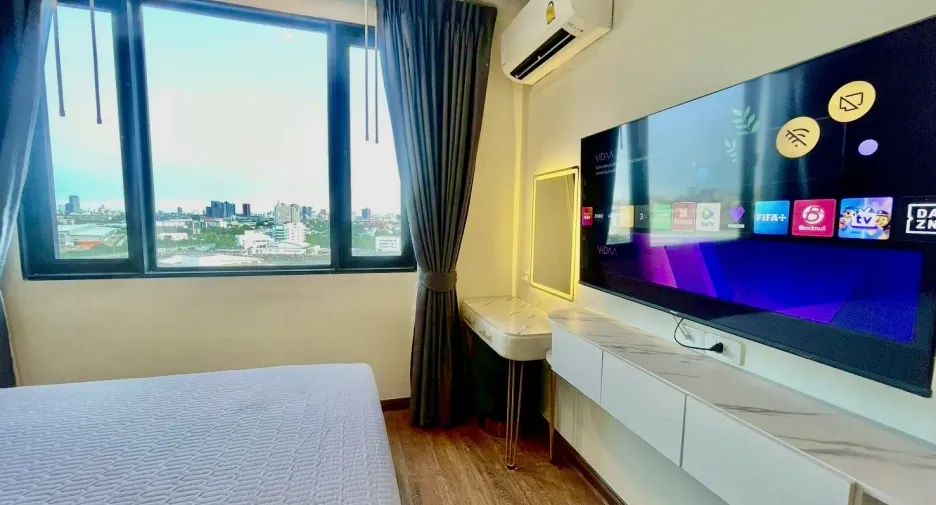 For sale and for rent 2 bedrooms condo in Huai Khwang, Bangkok
