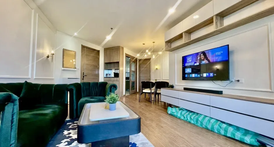 For sale and for rent 2 bedrooms condo in Huai Khwang, Bangkok
