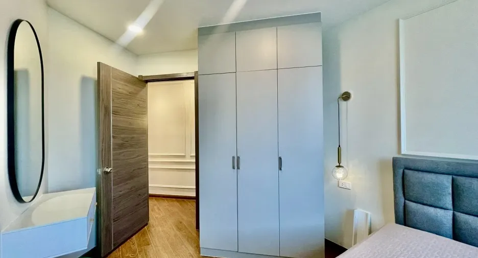 For sale and for rent 2 bedrooms condo in Huai Khwang, Bangkok