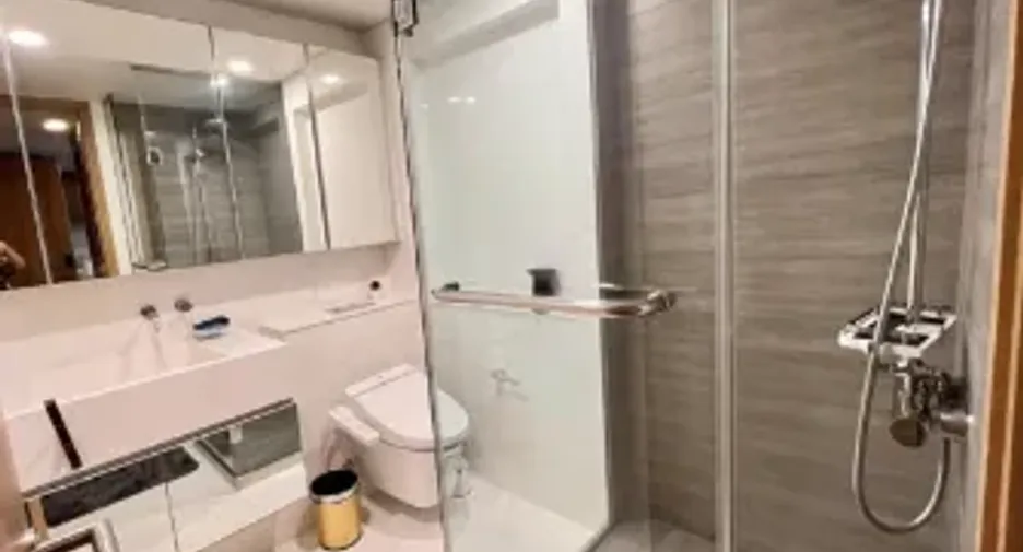 For sale and for rent 2 bedrooms condo in Watthana, Bangkok