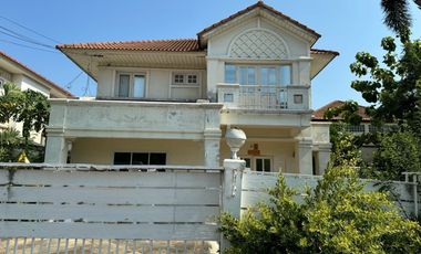 For sale 3 bedrooms house in Lat Krabang, Bangkok