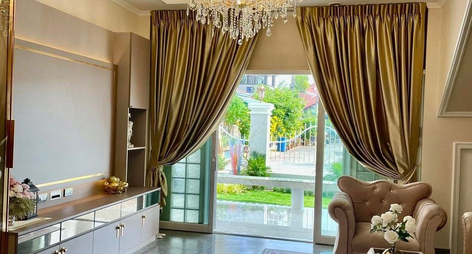 For sale そして for rent 5 ベッドルーム house in Bang Lamung, Chonburi