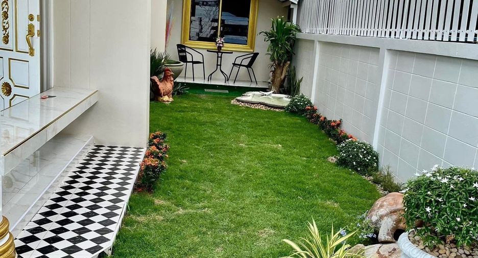 For sale そして for rent 5 ベッドルーム house in Bang Lamung, Chonburi