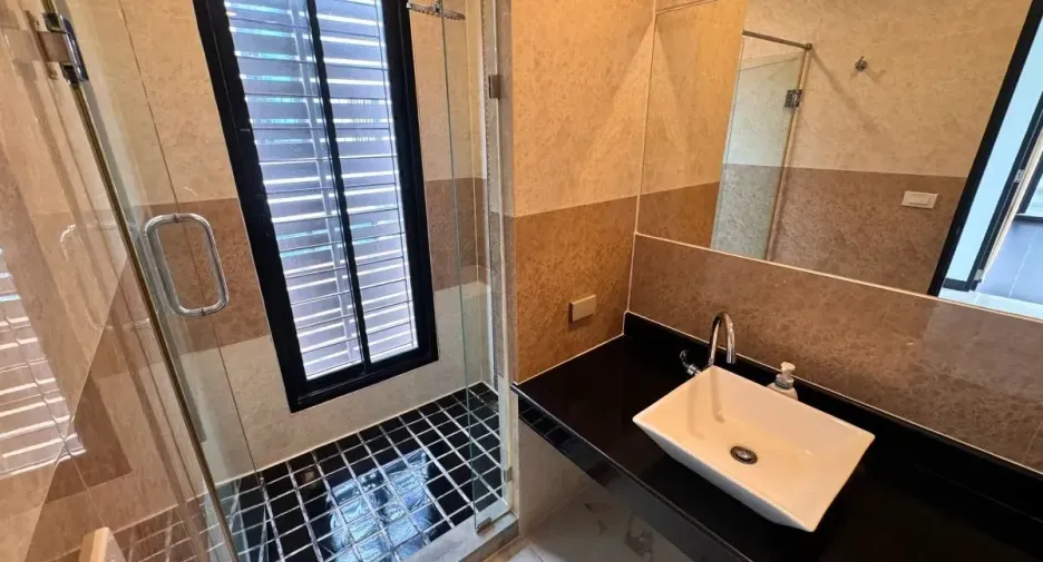 For sale 3 bedrooms villa in Thalang, Phuket