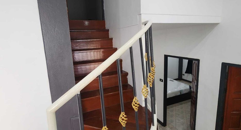 For rent 4 bedrooms house in Bang Lamung, Chonburi