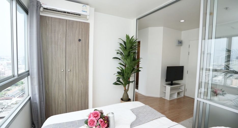 For sale 1 bed condo in Bang Kapi, Bangkok