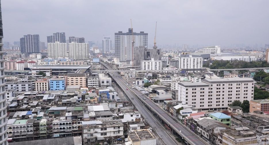 For sale 1 bed condo in Bang Kapi, Bangkok