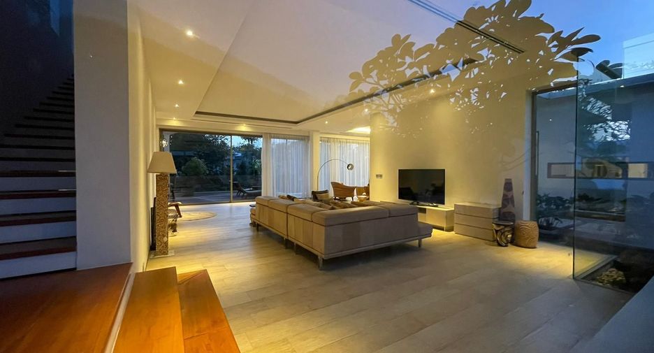 À vendre 5 chambres villa à Thalang, Phuket