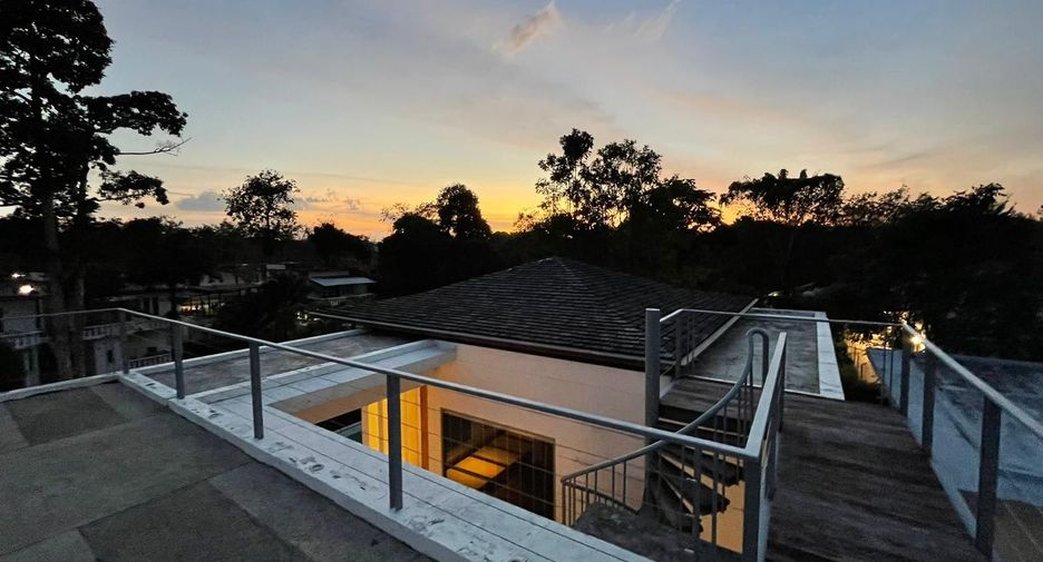 À vendre 5 chambres villa à Thalang, Phuket