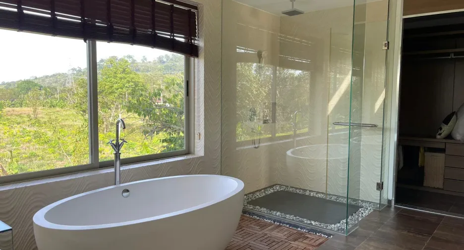 À vendre 5 chambres villa à Thalang, Phuket