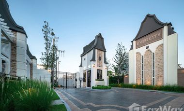 For sale 4 bedrooms townhouse in Rat Burana, Bangkok