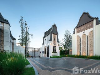 For sale 4 bedrooms townhouse in Rat Burana, Bangkok
