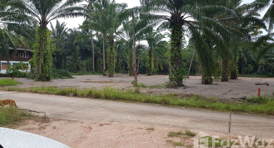 Terreno en venta en Khanom, Nakhon Si Thammarat