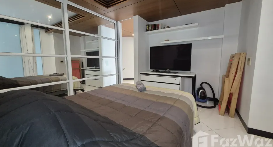For rent 2 bedrooms condo in Sattahip, Chonburi