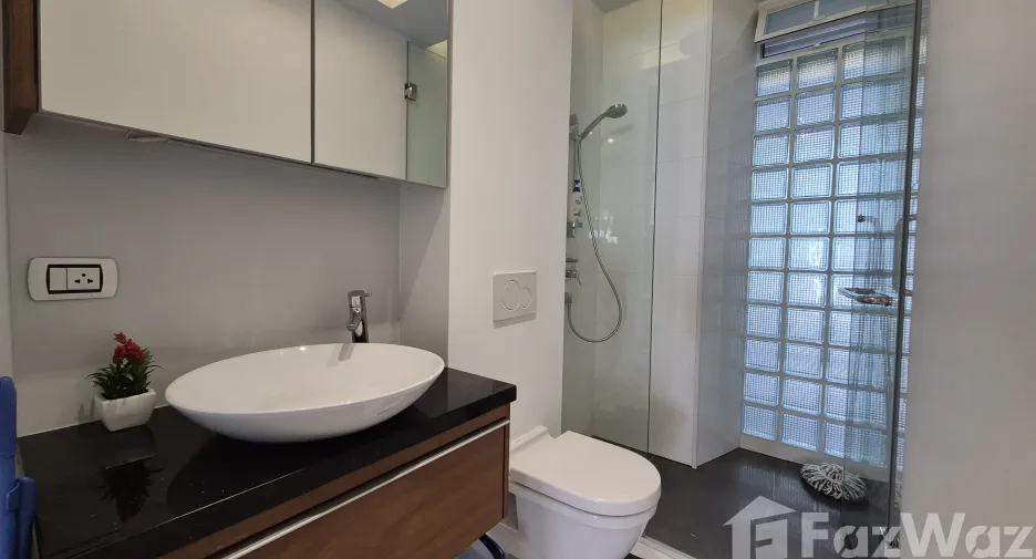 For rent 2 bedrooms condo in Sattahip, Chonburi
