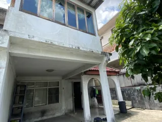 For sale and for rent 2 bedrooms townhouse in Wang Thonglang, Bangkok