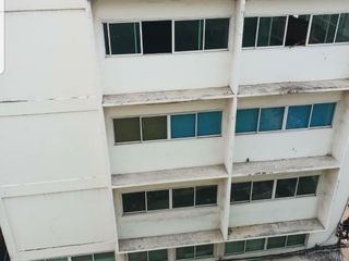 For sale そして for rent 6 ベッドルーム townhouse in Khlong Toei, Bangkok