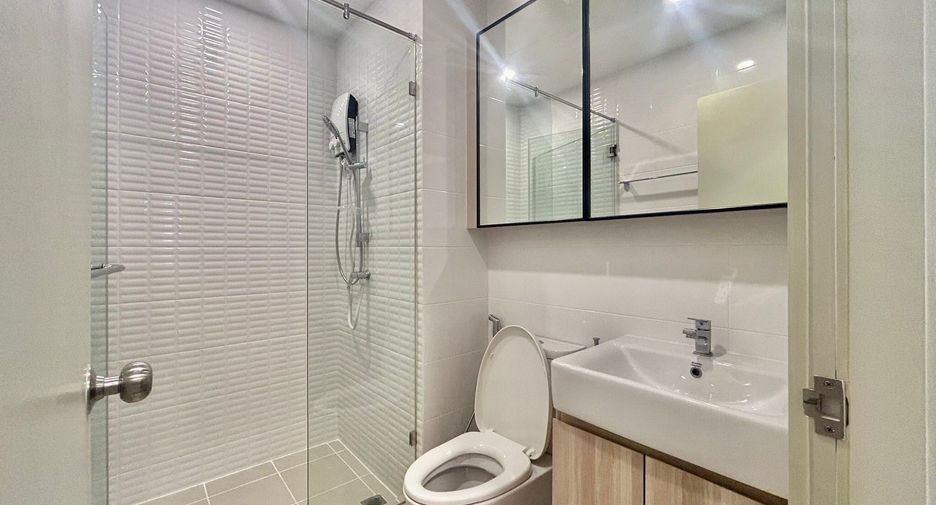 For sale 2 bedrooms condo in Sathon, Bangkok