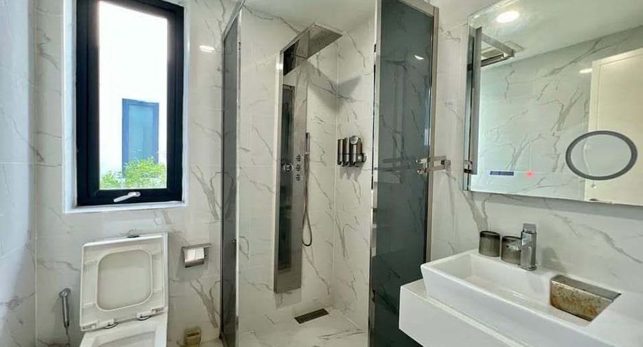 For sale and for rent 3 bedrooms villa in Bang Lamung, Chonburi