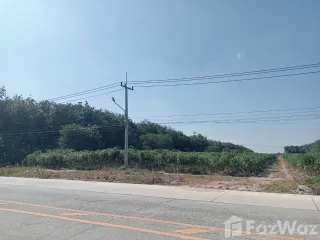 出售 土地 在 Pluak Daeng, Rayong