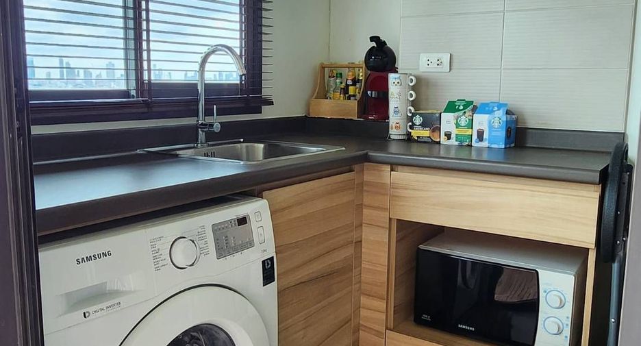 Wohnung zum Kauf mit 1 Zimmer in Yan Nawa, Bangkok