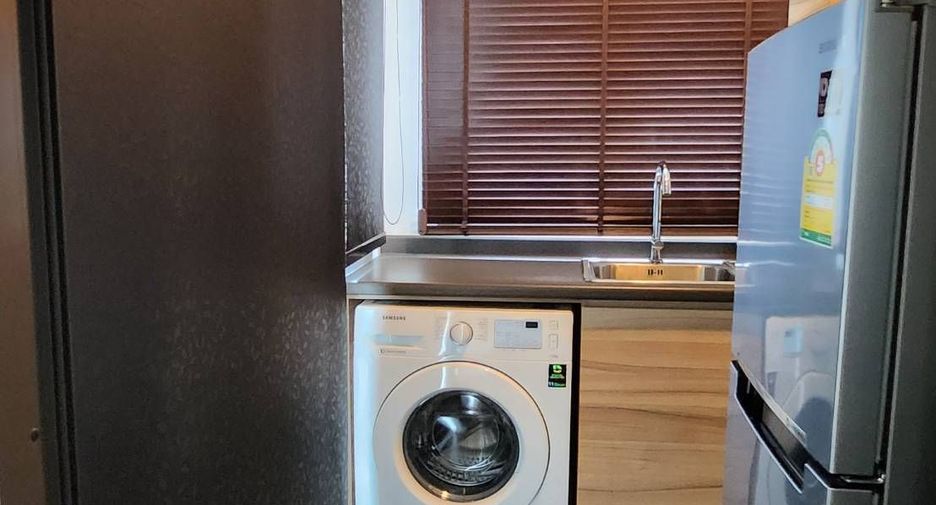 For sale 1 bed condo in Yan Nawa, Bangkok