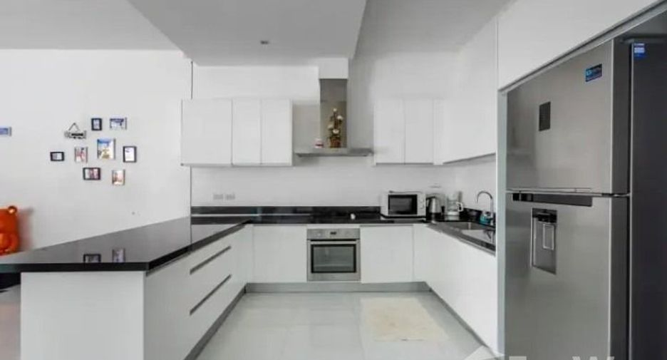 À vendre 4 chambres villa à Kathu, Phuket