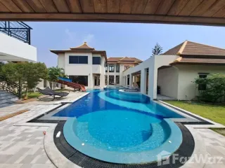 For rent 8 bedrooms villa in Bang Lamung, Chonburi