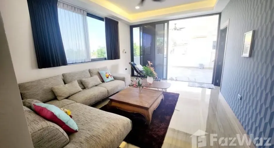 For rent 8 bedrooms villa in Bang Lamung, Chonburi