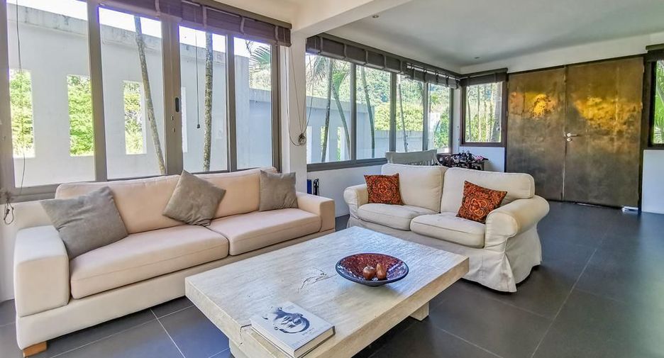 For sale 4 bedrooms villa in Thalang, Phuket