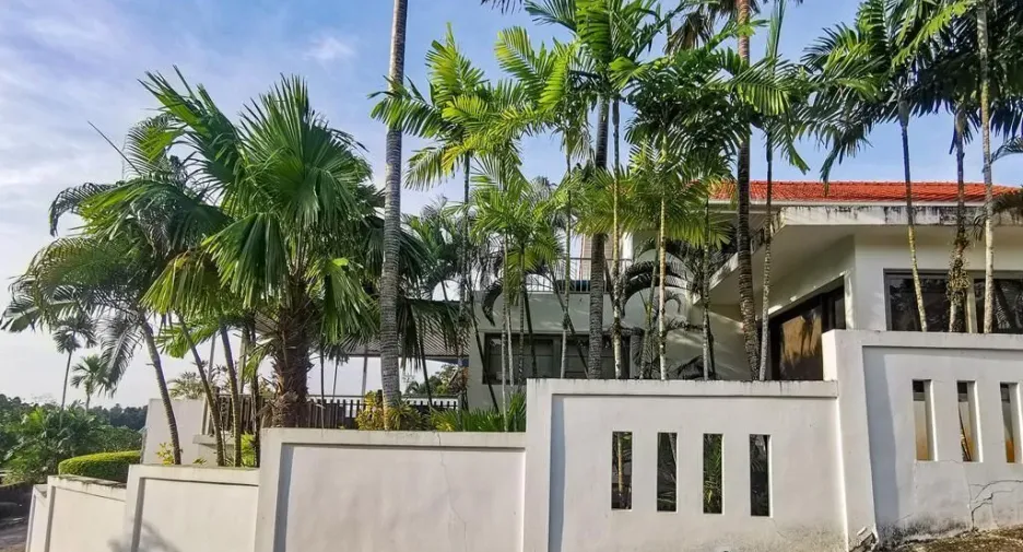 For sale 4 bedrooms villa in Thalang, Phuket