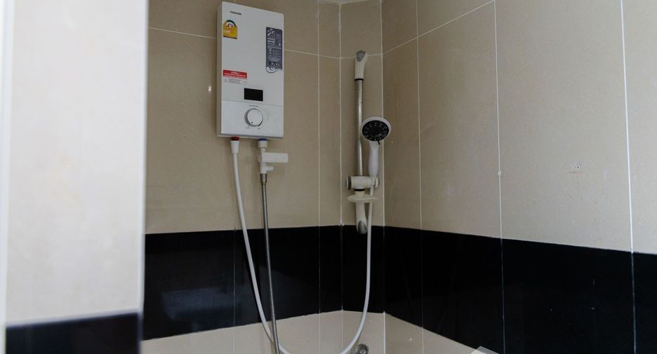 For sale 1 bed condo in Lat Krabang, Bangkok