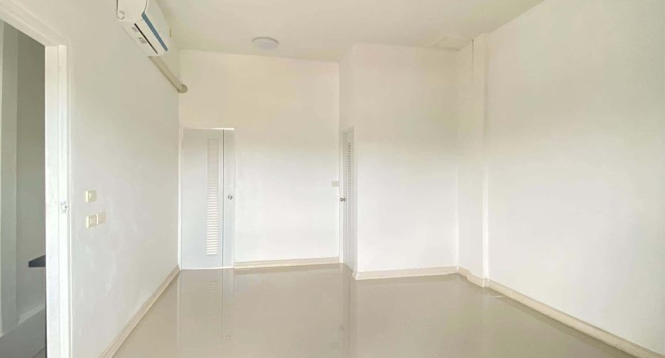For sale 1 bed townhouse in Bang Bo, Samut Prakan