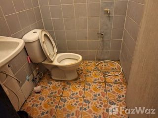 出售 2 卧室 联排别墅 在 Khlong Sam Wa, 曼谷