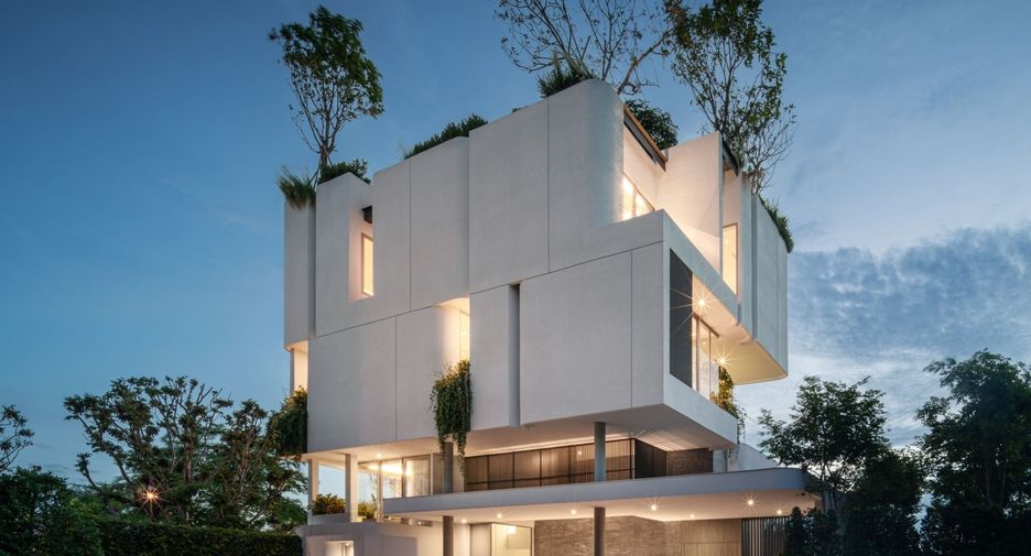 For sale 4 bedrooms house in Prawet, Bangkok